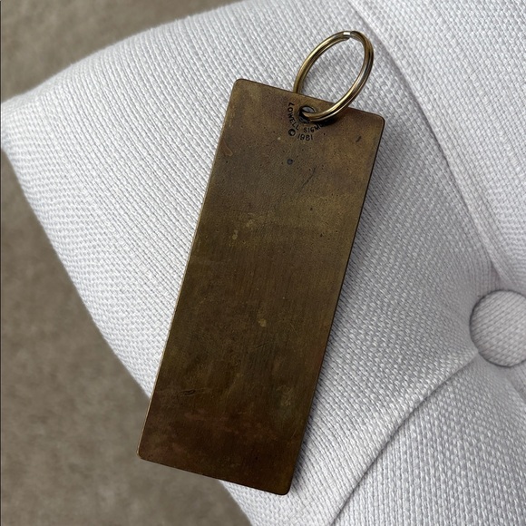 Vintage brass CATS keychain - Picture 2 of 4